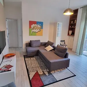 https://casachris.it-lombardy.com