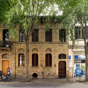 Modern In Florencia