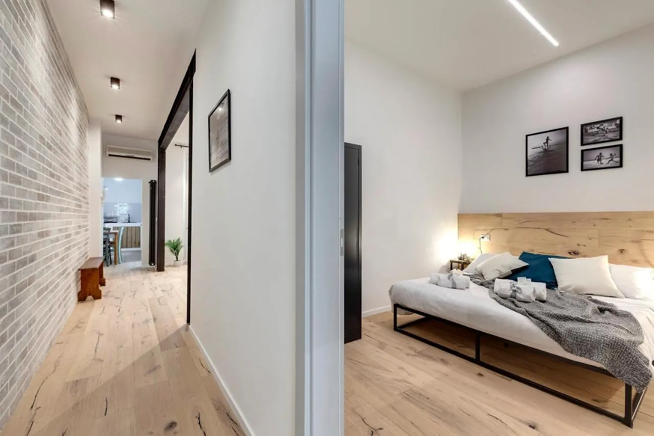 Isidora Apartment By Mamo Florence 0*,  Italy